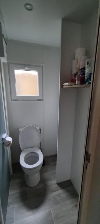 Mobilhome 2 Ch,1 Salon 40M2 De Charme Dans Camping *** Saint-Julien-en-Born Dış mekan fotoğraf